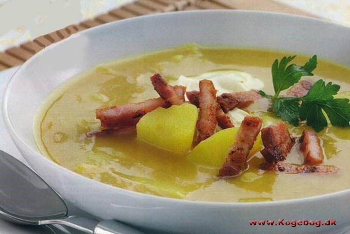 Karry-kartoffelsuppe med bacon