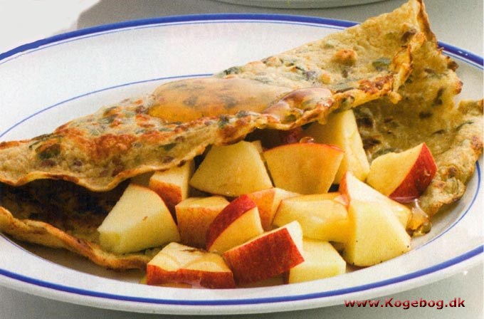 Pandekager med græskarkerner og æblesalat