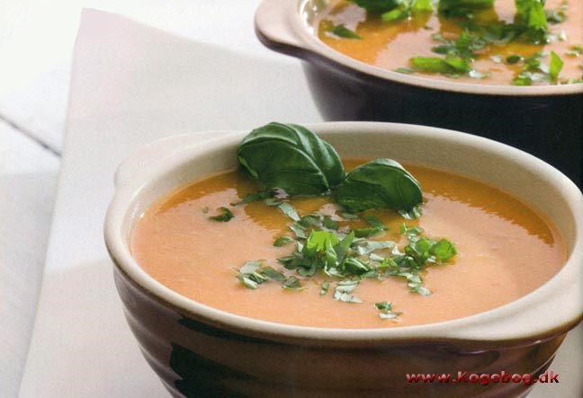 Rød linsesuppe med basilikum