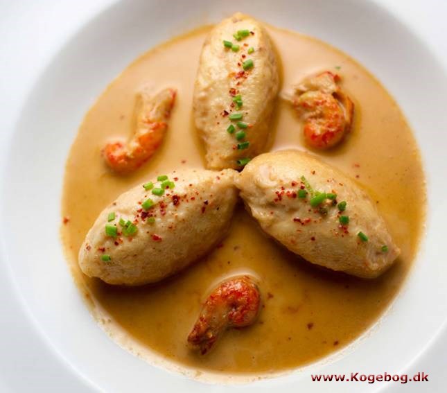 Quenelles de Brochet med sauce Nantua