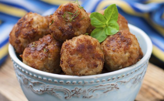 Lammefrikadeller