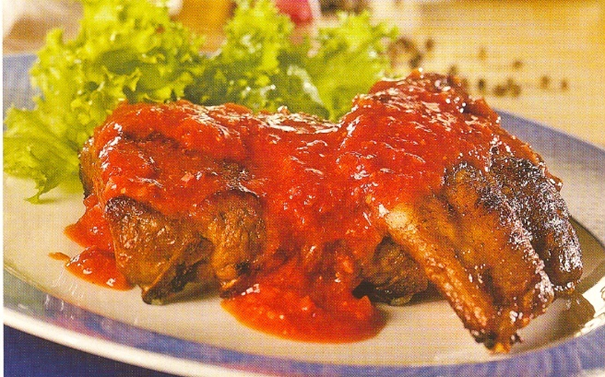 Pikante spareribs i stegeso