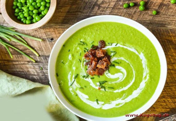 Legeret grønærtesuppe