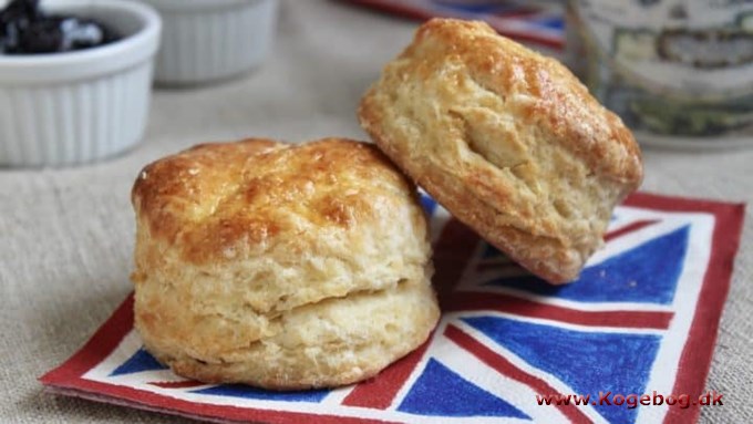 Engelske scones - nem opskrift på dansk