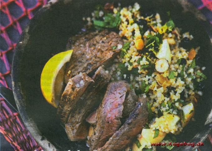 Marokkansk bøf med bulgursalat