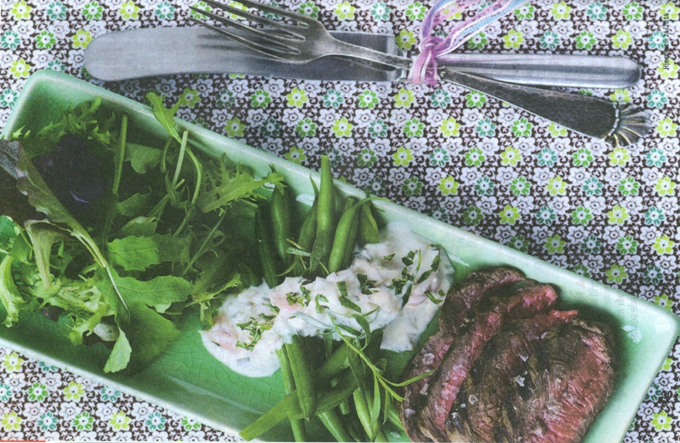 Salat med bøf og bearnaisecreme
