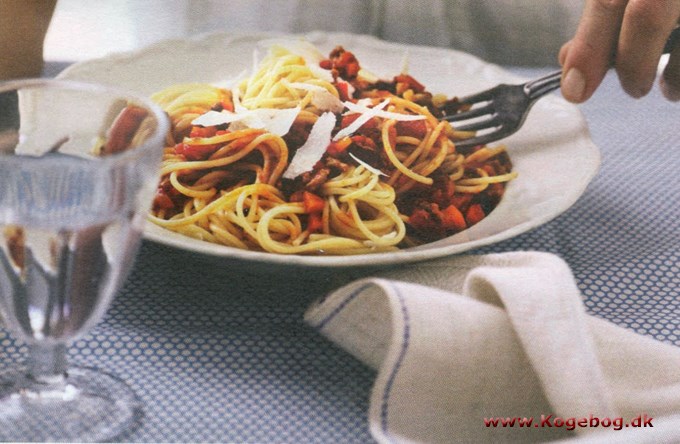 Spaghetti med oksekødsauce
