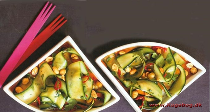 Thai-agurkesalat