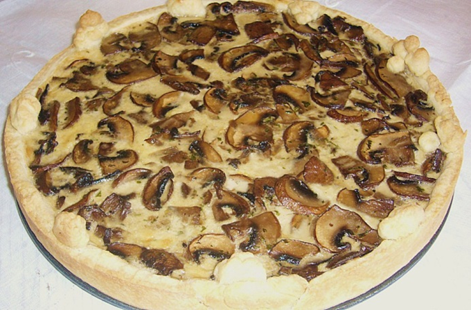 Quiche med champignon