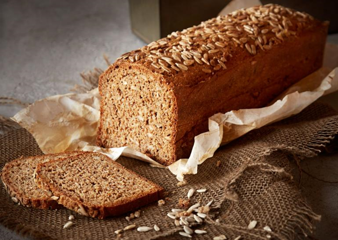 Rugbrød, hjemmebagt | let og godt på Kogebog.dk 💘