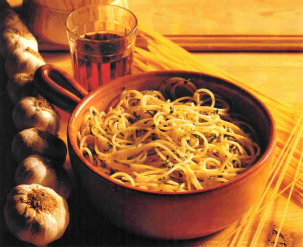 Spaghetti med hvidløg - Spaghetti allaglio