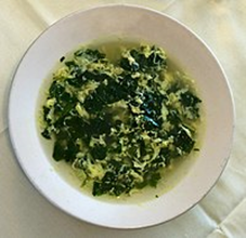 Stracciatella suppe