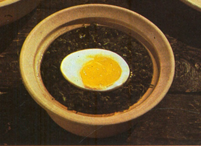 Stuvet skvalderkål med æg