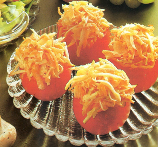 Tomater med gulerodssalat