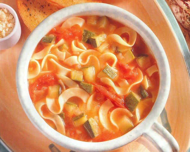 Zucchini-tomat-pastasuppe