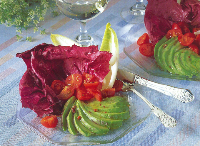 Salat med endive og avocado
