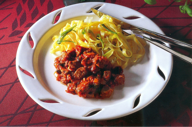 Båndspaghetti med kødsauce