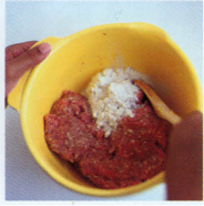 Frikadeller – også for børnekokke