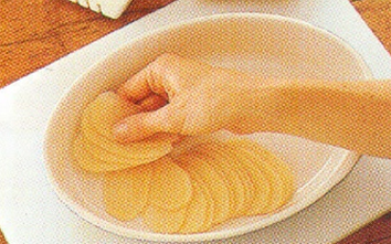 Kartoffelgratin med purløg