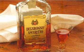 Nektariner med Amaretto