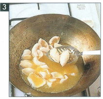 Blæksprutte med østerssauce