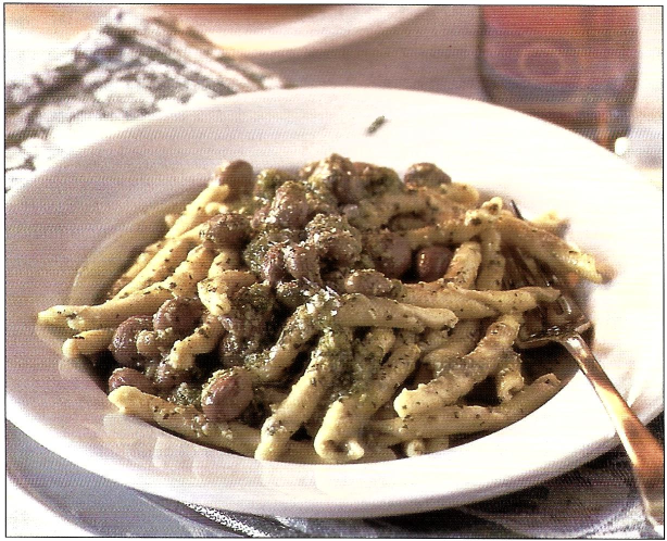 Pasta med borlottibønner og pesto