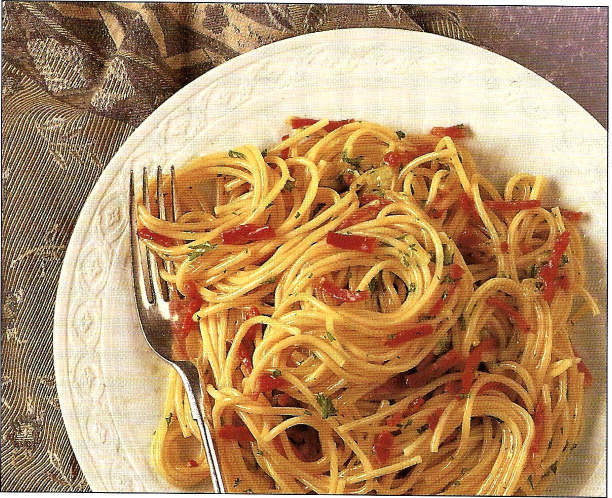 Spaghetti carbonara.