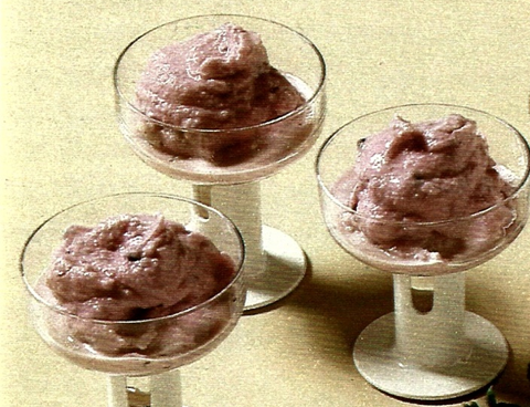 Yoghurtsorbet med solbær - prøv Kogebog.dk i dag 💘