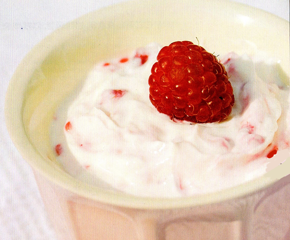 Yoghurt med hindbær - Let og lækkert