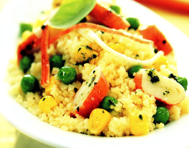 Couscous med surimi og grønsager - De bedste