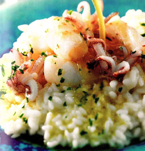 Risotto med blæksprutte og hvidløgssmør