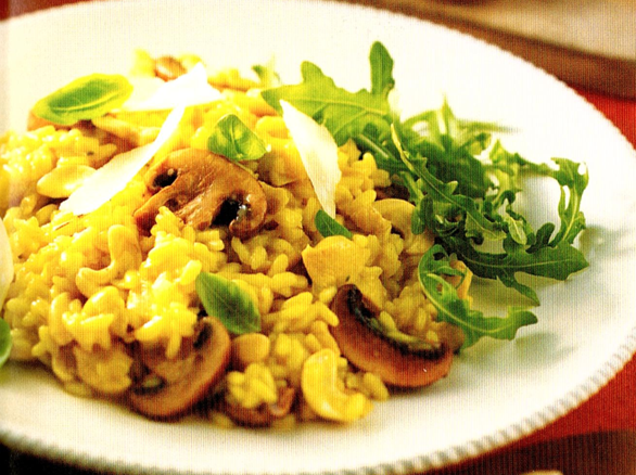 Risotto med kylling, svampe og cashewnødder